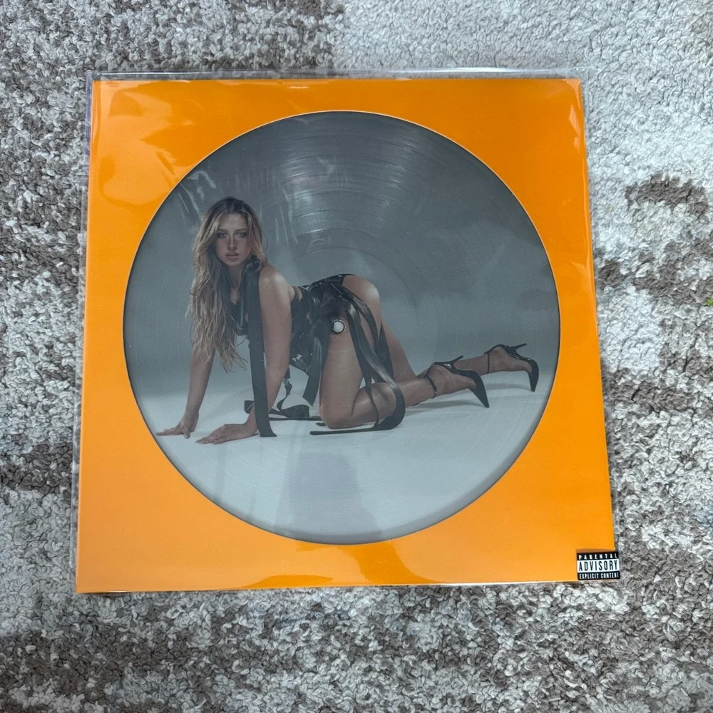 Tate Mcrae So Close To What Picture Disc - Picture 1 of 2
